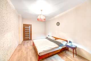 Апартаменты Three bedroom apartment on Lybidska Киев Апартаменты с 2 спальнями-17