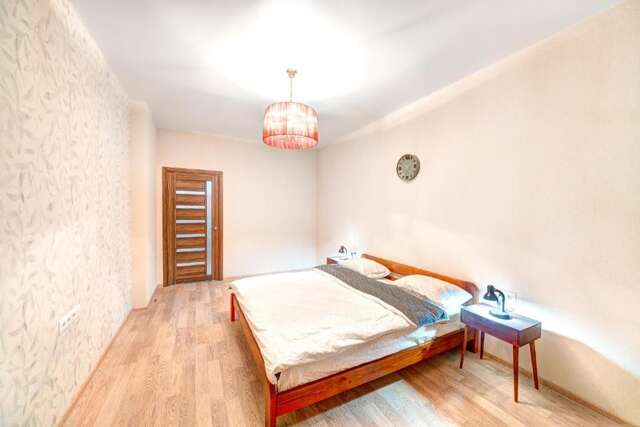 Апартаменты Three bedroom apartment on Lybidska Киев-19